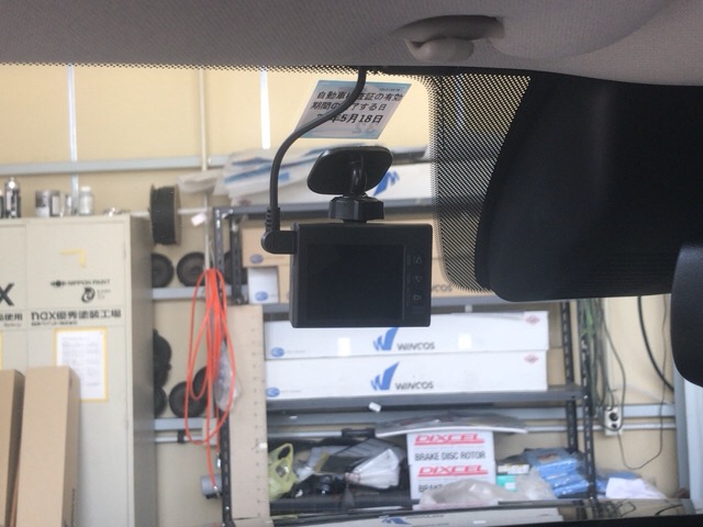 Cx 5にドライブレコーダー 駐車監視用バッテリーの取り付けです 岡山市からのお客様です 倉敷でのカーフィルム カー用品取り付けならお任せ オートサービス ベルズスポーツ